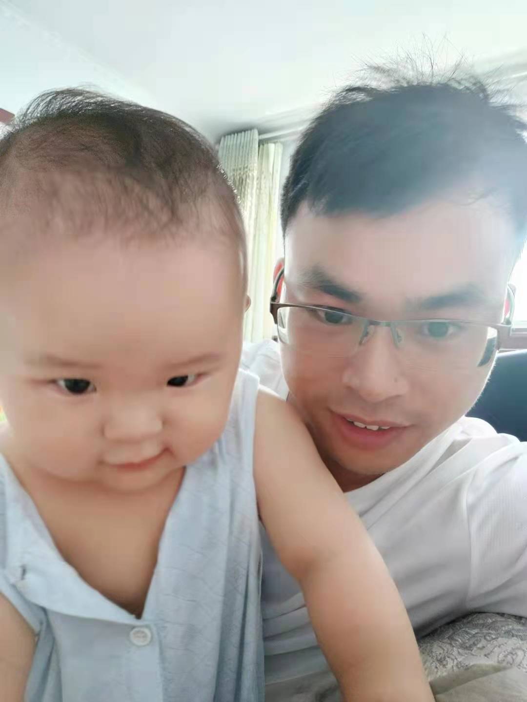 请输入图片描述