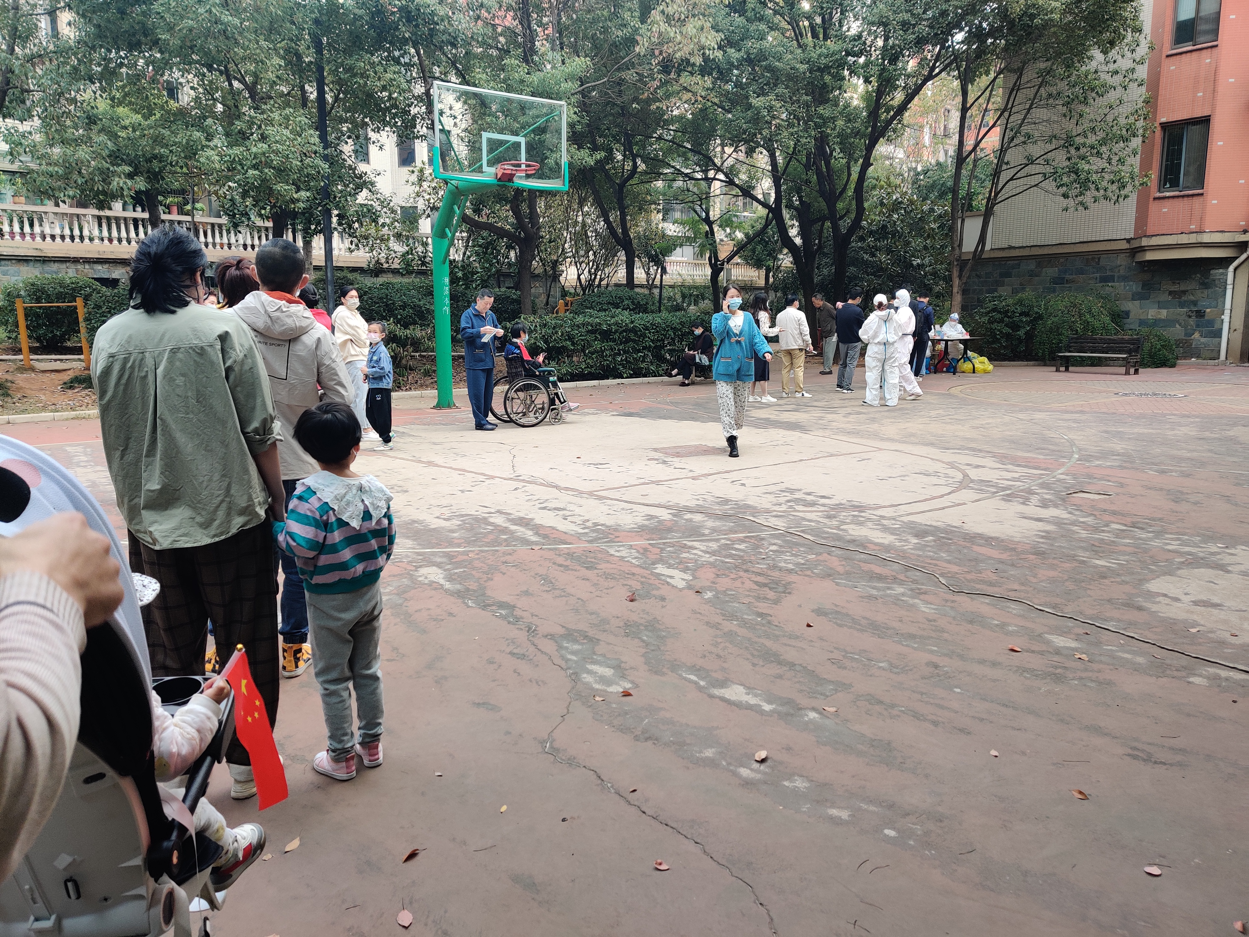 2022年11月4号湖北黄石市黄石港区航宇香格里拉嘉谷区疫情封控02